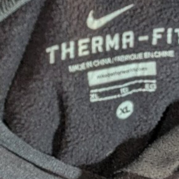 Nike Boy's XL Therma-Fit Hoodie Jacket Pull Over Black and Gray - Picture 2 of 7